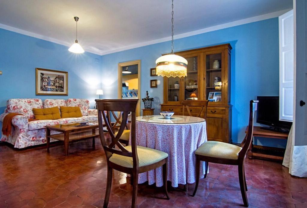 סביליה Apartamento En Un Dormitorio En Plaza Alfaro מראה חיצוני תמונה